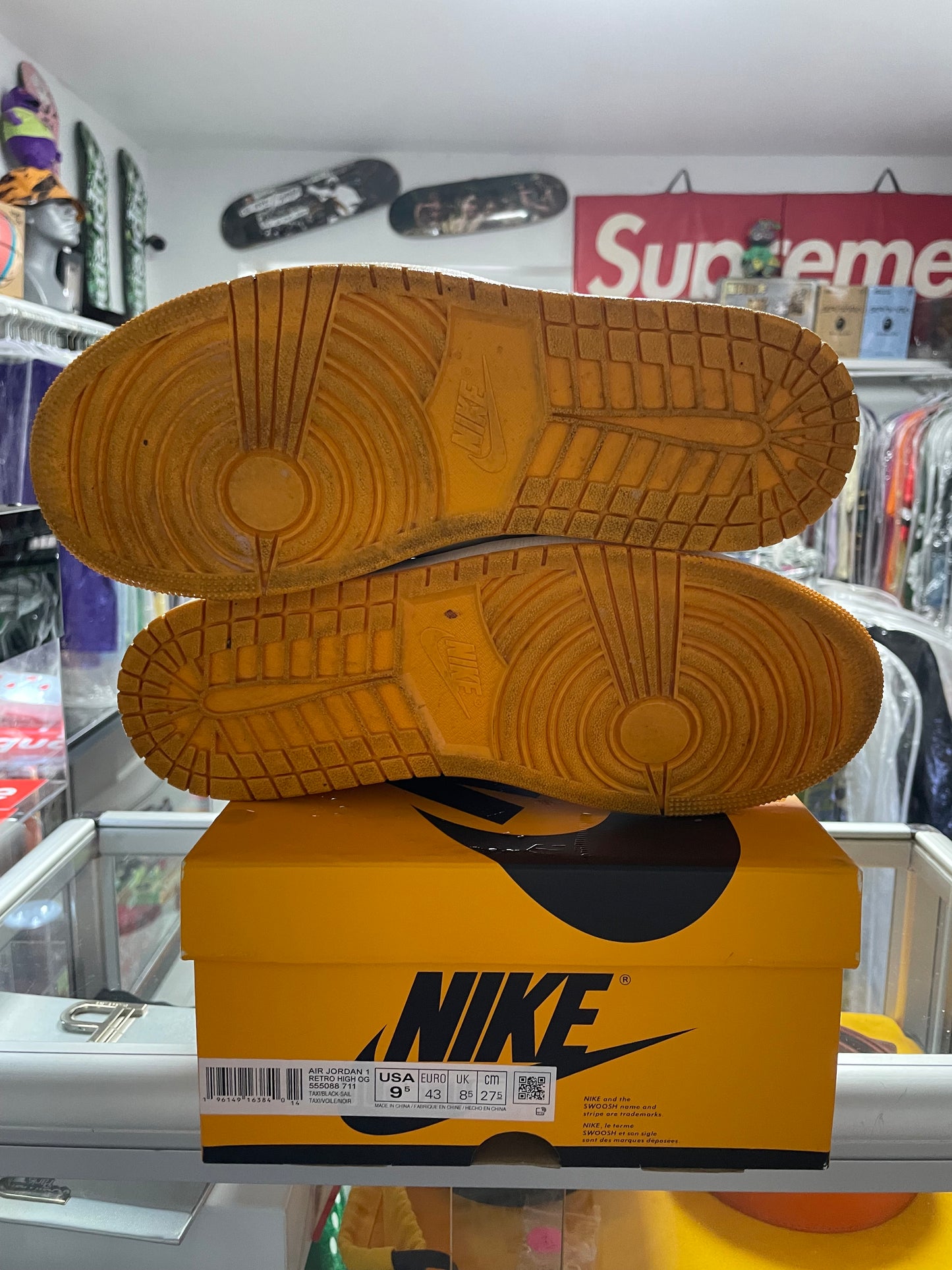 BLACK FRIDAY PREVIEW: Jordan 1 Retro “Taxi” High