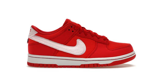 Nike Dunk Low ‘Valentines Day’