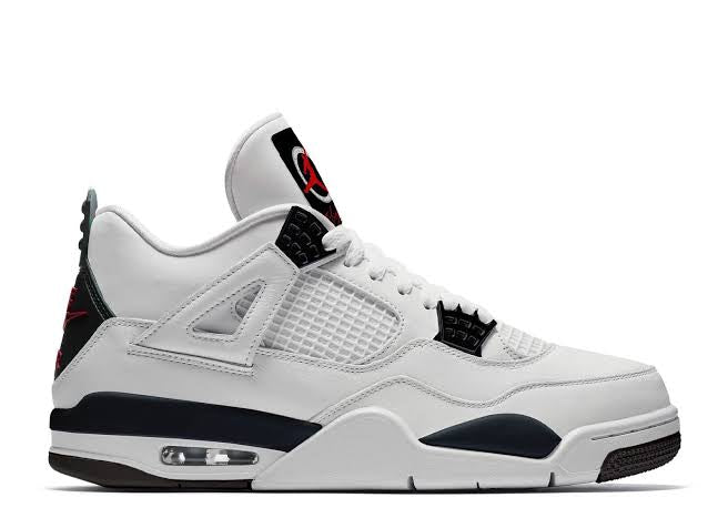 Jordan 4 Retro “Flight Club”