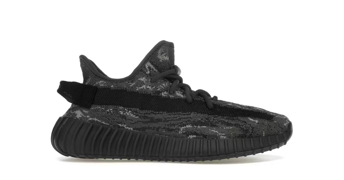 adidas Yeezy Boost 350 V2
MX Dark Salt
