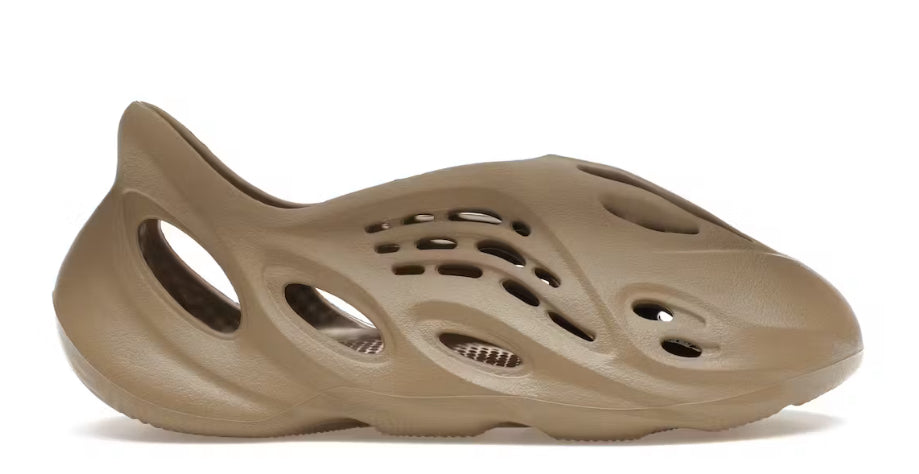 Yeezy Foam RNR “Stone Taupe”