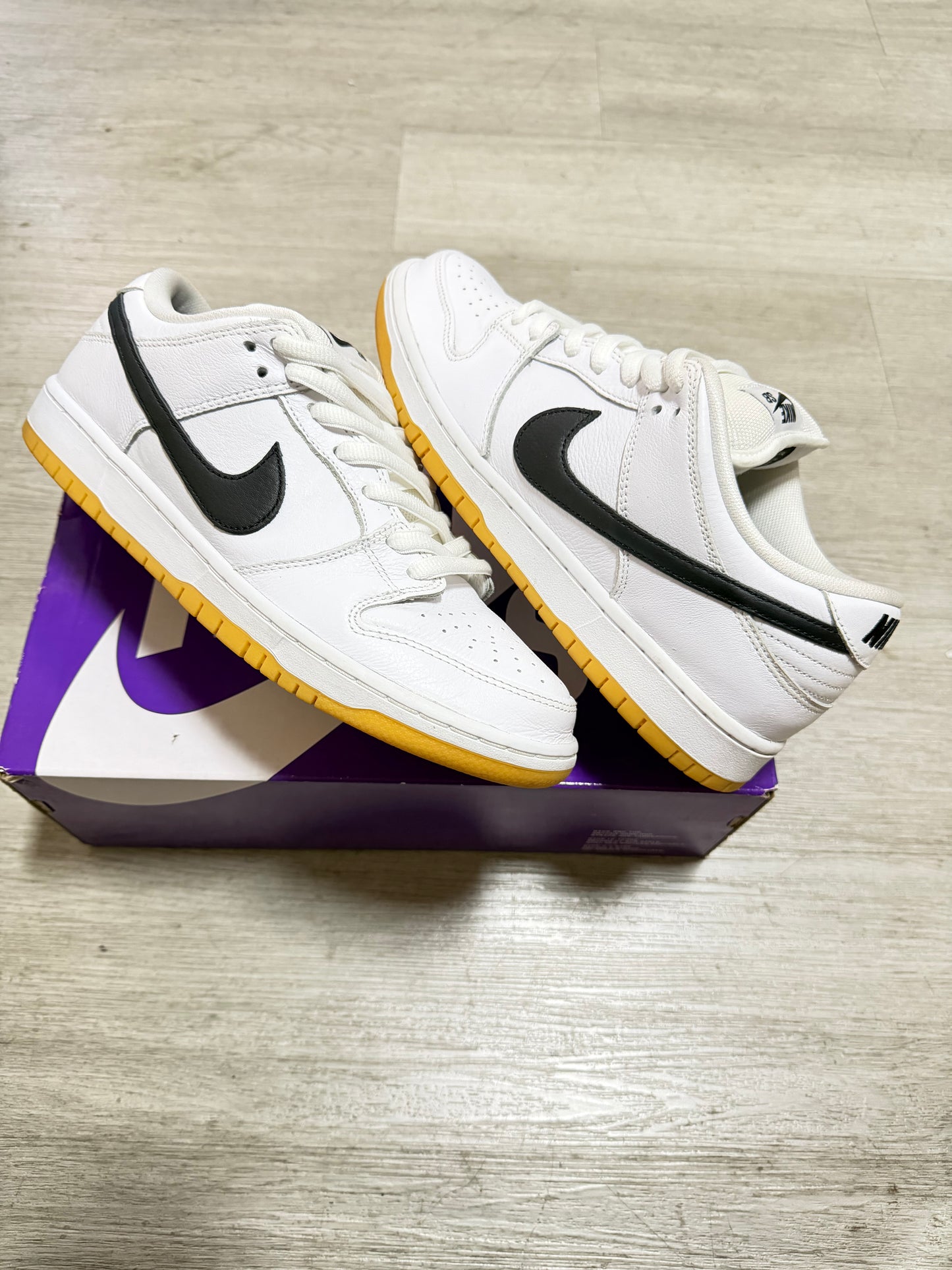 Nike Sb “White/Gum” Dunk Low