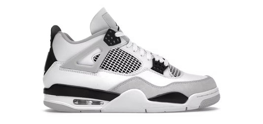 Jordan 4 Retro
Military Black