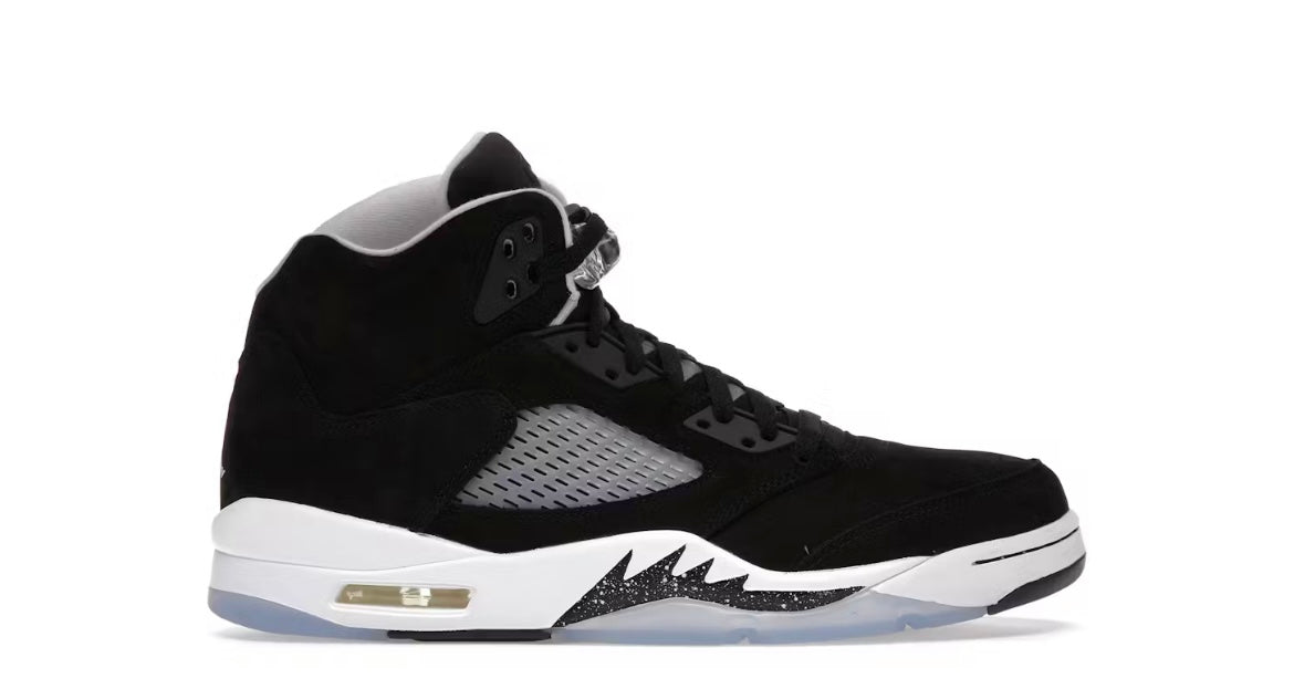 Jordan 5 Retro
Moonlight