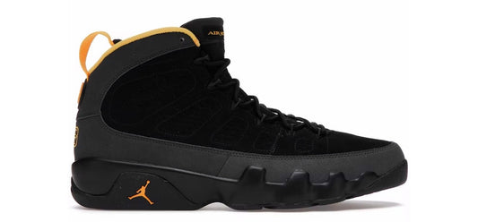 Jordan 9 Retro
Dark Charcoal University Gold