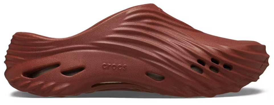 BLACK FRIDAY PREVIEW: Crocs Echo Wave Clog