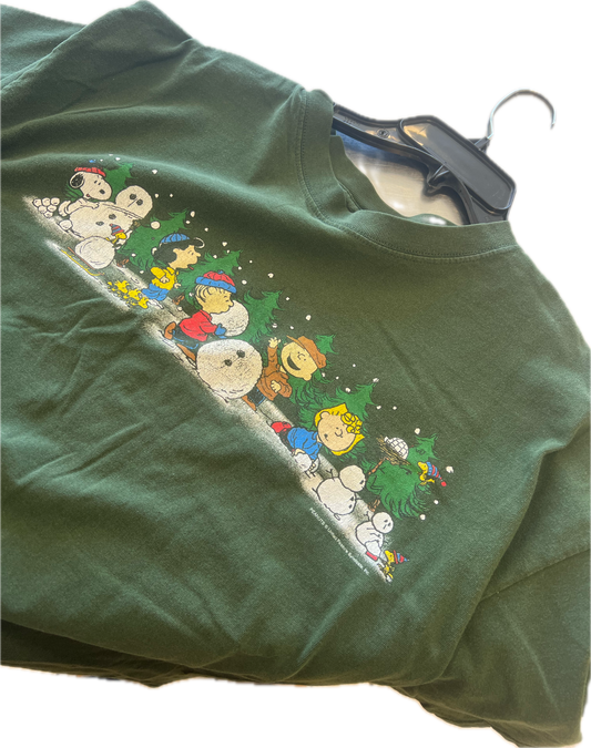 Charlie Brown Peanuts Christmas Tee #RUVintage