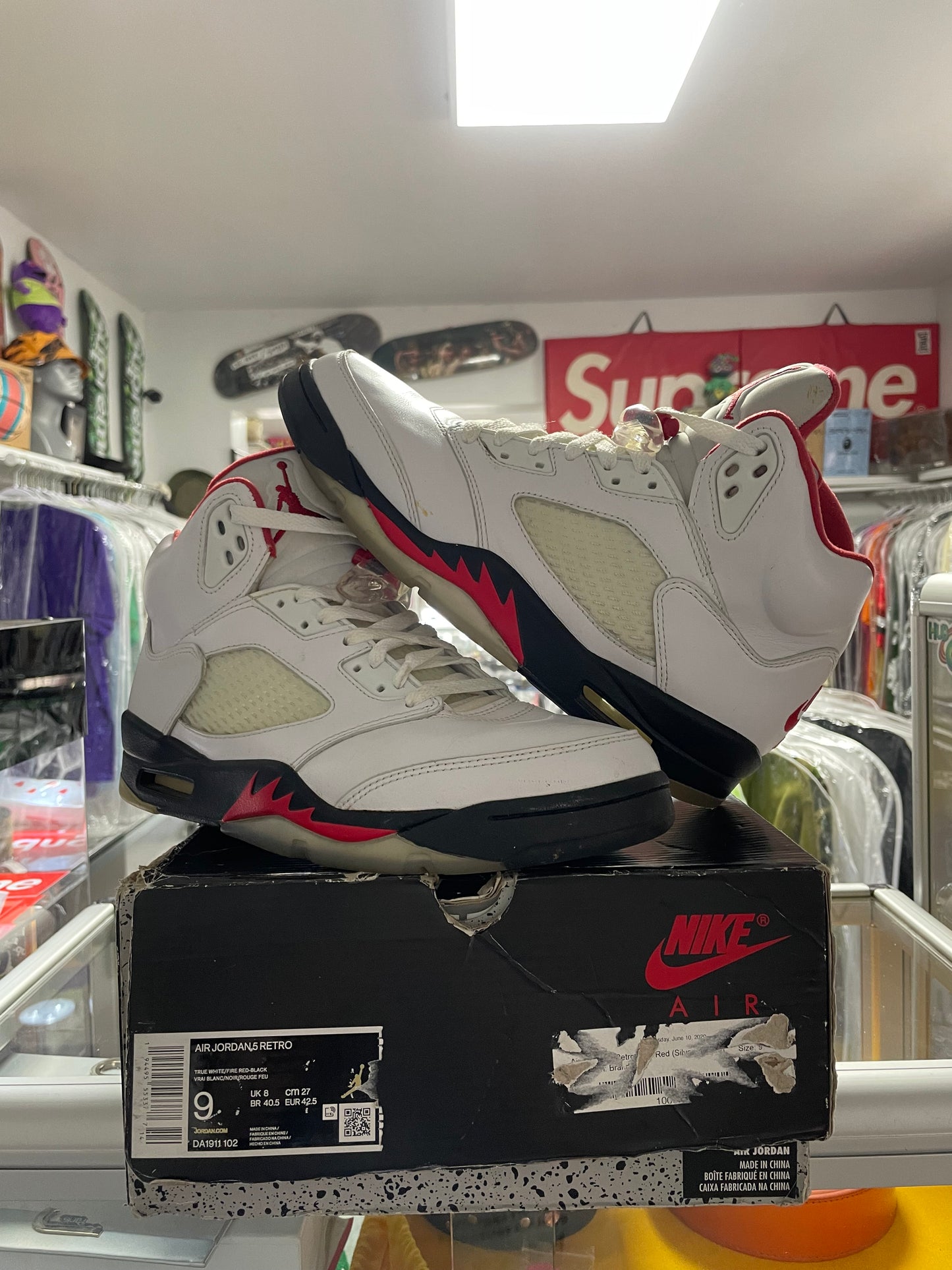 BLACK FRIDAY PREVIEW: Jordan 5 Retro “Fire Red” 2020
