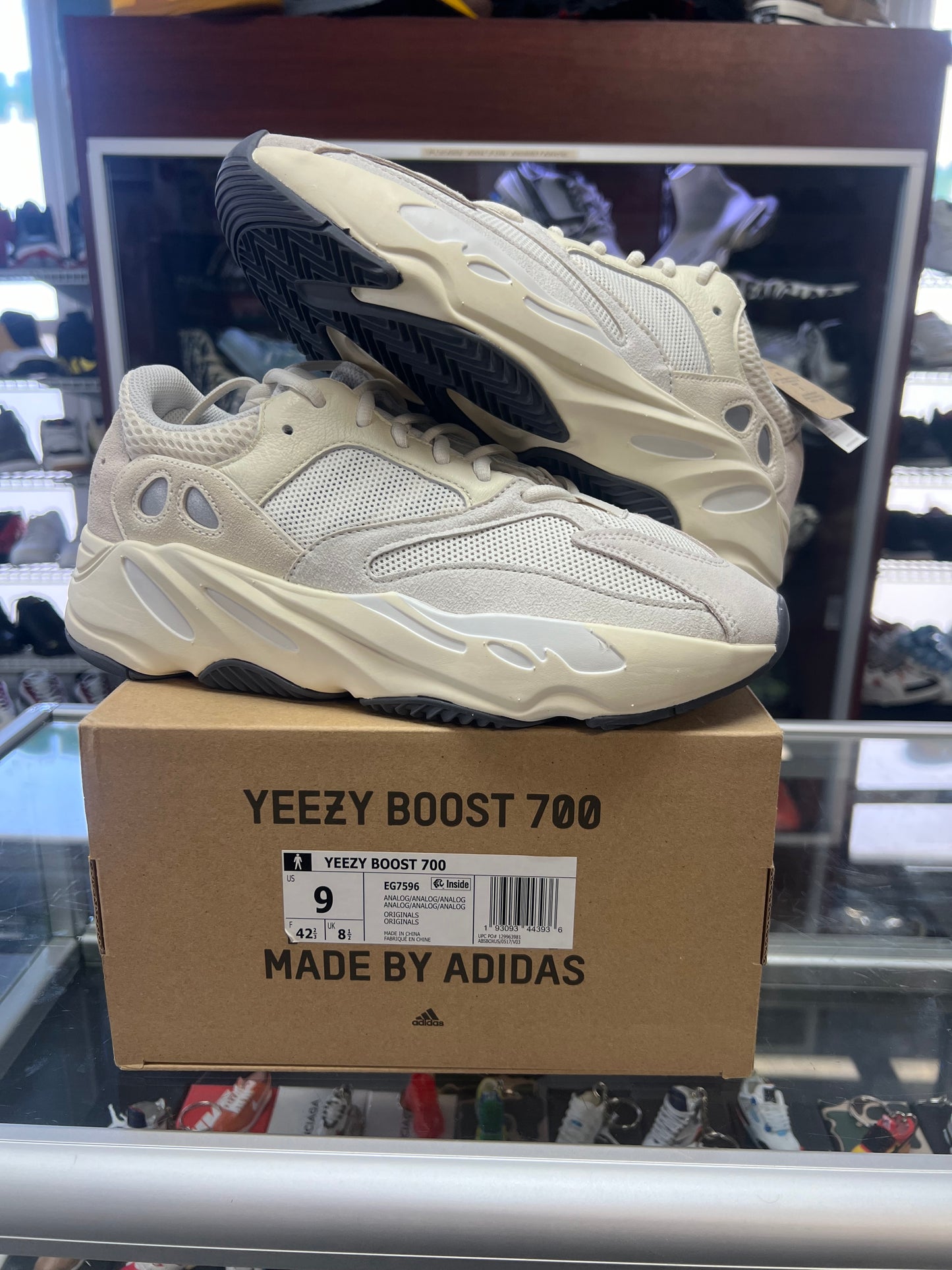 BLACK FRIDAY PREVIEW: Adidas Yeezy 700 “Analog”