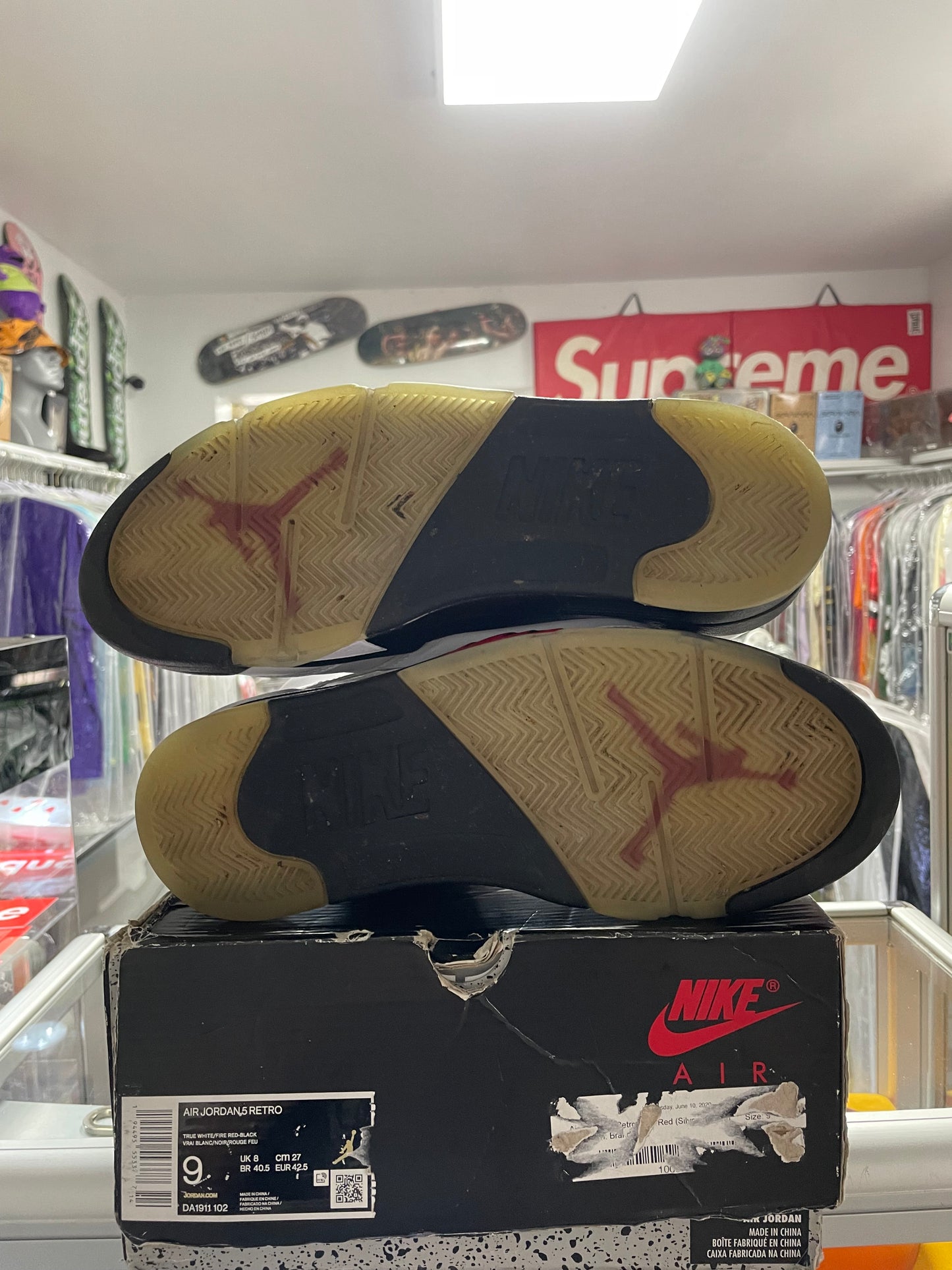 BLACK FRIDAY PREVIEW: Jordan 5 Retro “Fire Red” 2020