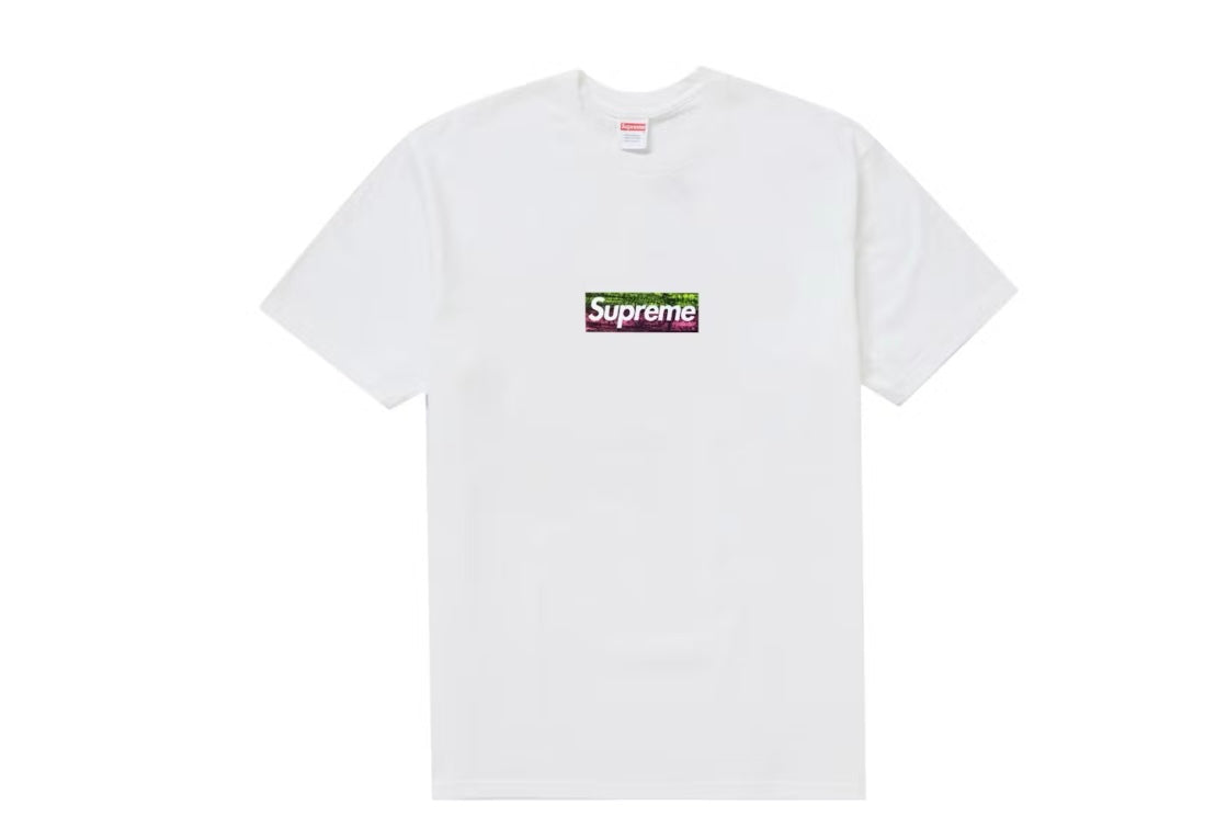 Supreme Los Angeles Fire Relief Box
Logo Tee