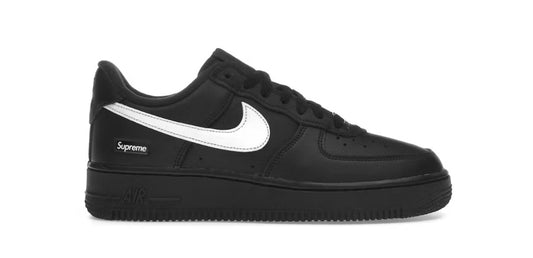 Nike Air Force 1 Low
Supreme White Black