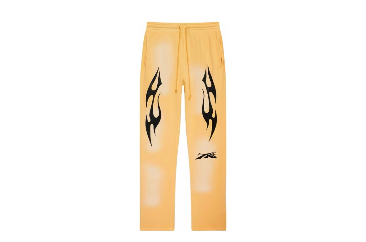 Hellstar Logo Sweatpants
Yellow