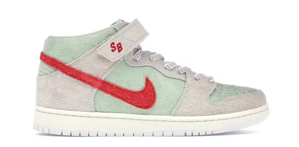 Nike SB Dunk Mid “White Widow”