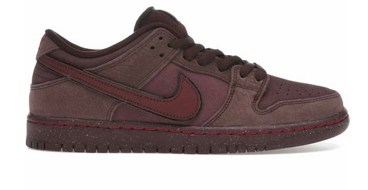 Nike Sb “Burgundy Crush/City Of Love” Dunk Low
