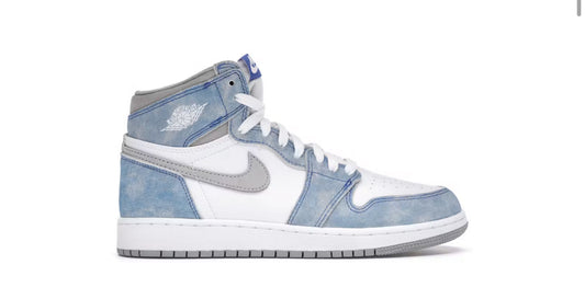 Jordan 1 Retro High “Hyper Royal”