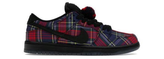 Nike SB Dunk Low
Nardwuar