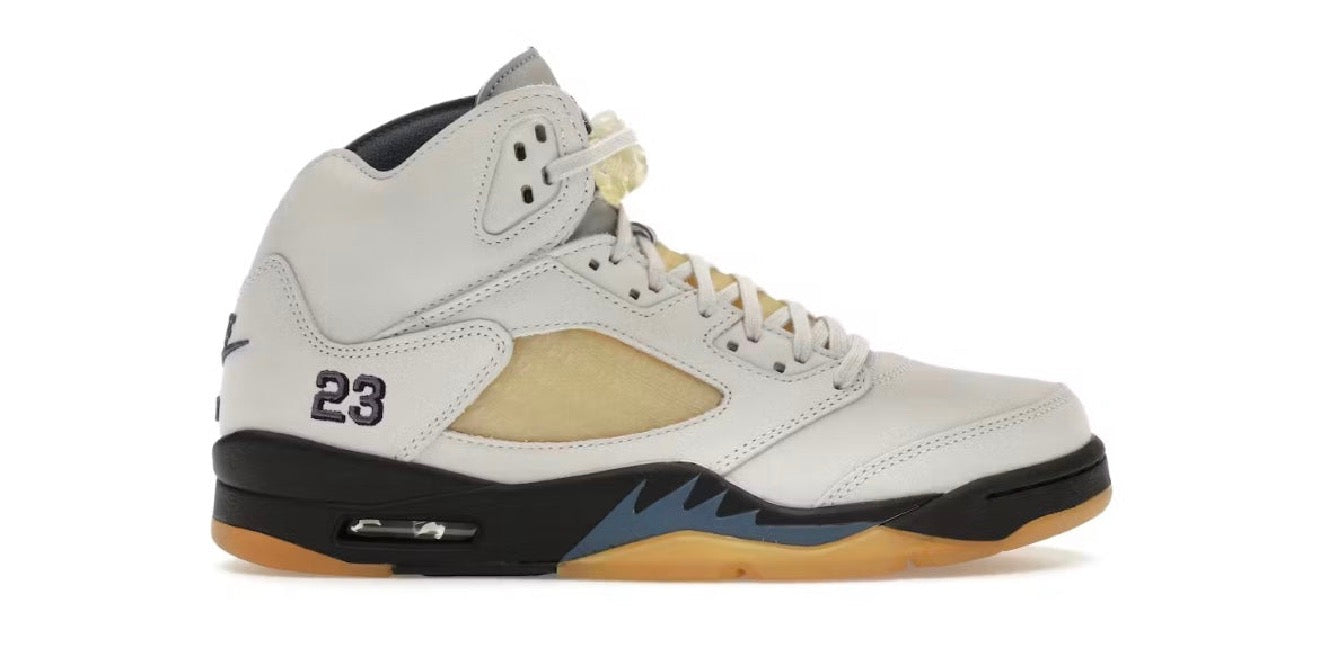Jordan 5 Retro
A Ma Maniére Dawn (Women's)