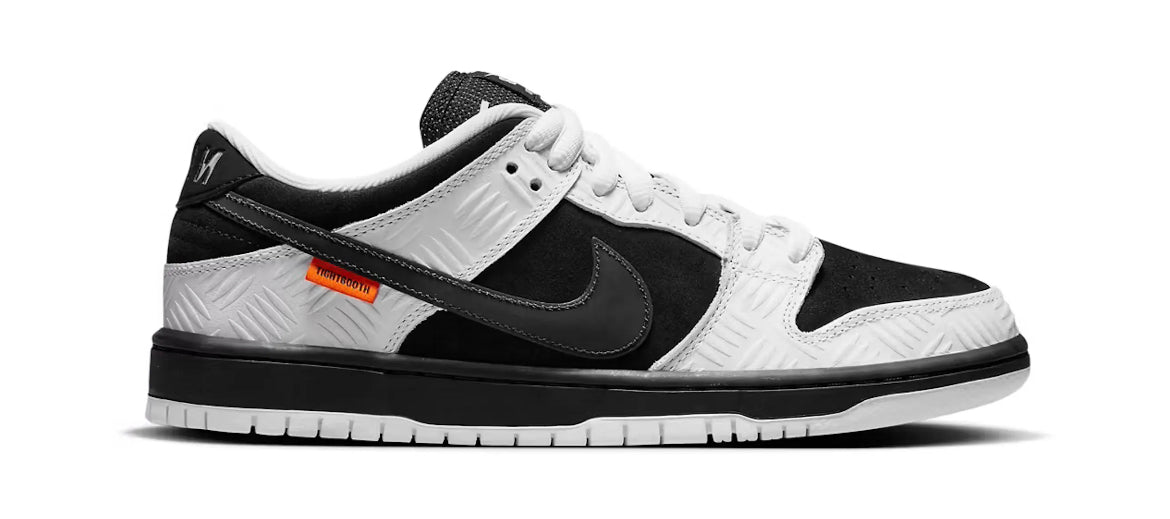 Nike SB Dunk Low “TIGHTBOOTH”