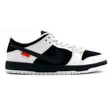 Nike SB Dunk Low “TIGHTBOOTH”