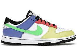 Nike Dunk Low "Green Strike"